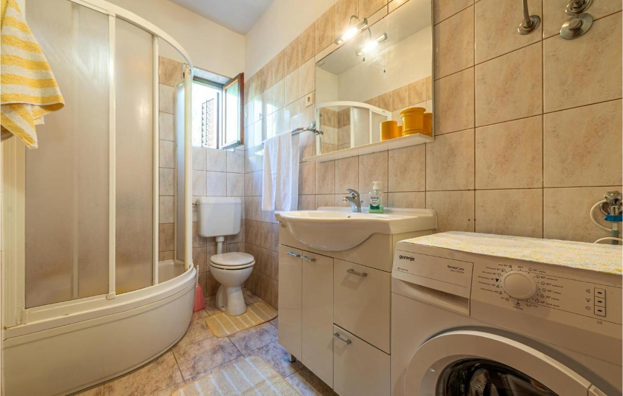 Stunning Apartment In Zadar With Wifi Exterior photo